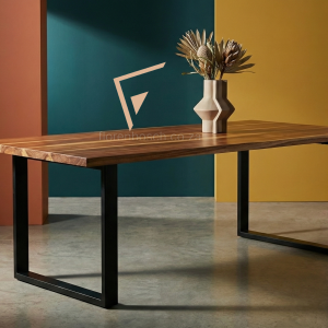 Florenbosch | kiaat top table with black steel legs